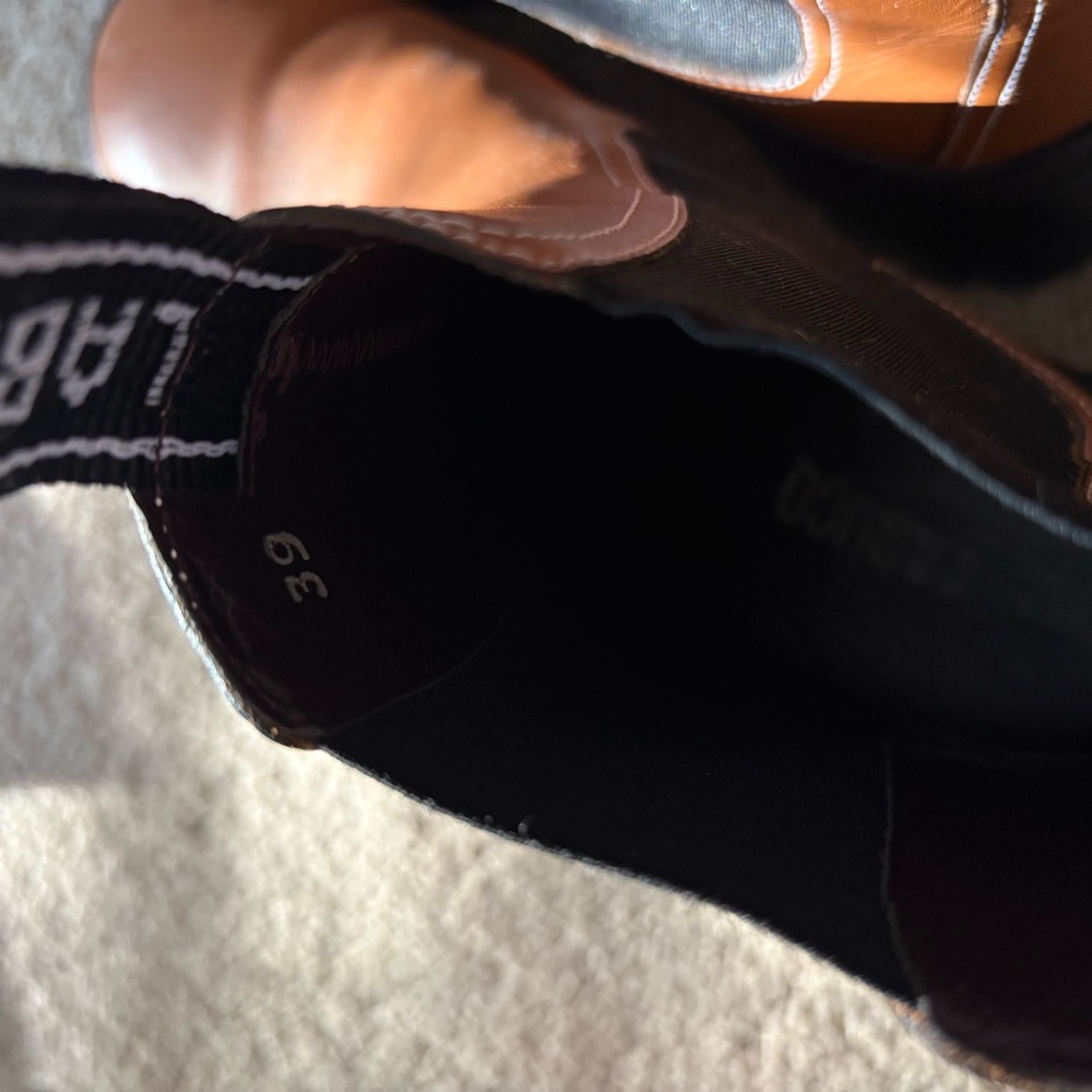 Labucq Suba Chelsea Boot - Picture 4 of 6